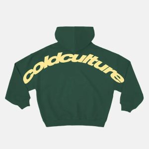 Sudadera con capucha curvada verde selva