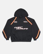 SUDADERA CON CAPUCHA NEGRA CON DETALLES